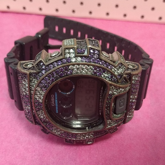 G shock rhinstone filled watch - Picture 3 of 8